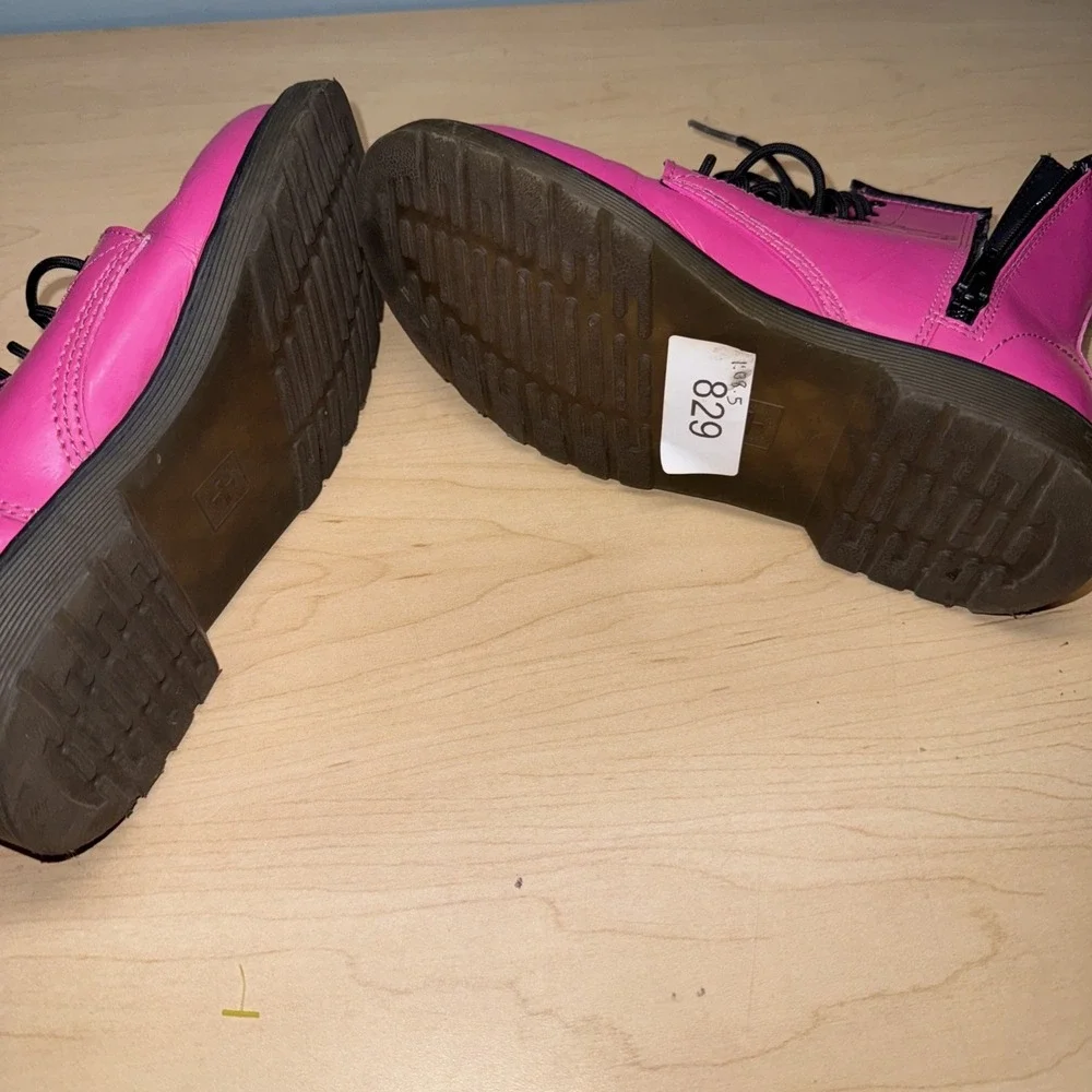 Dr Doc Martens Little Girls Hot Pink Boots Size 2Y